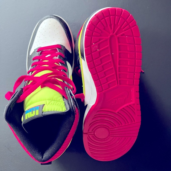 Nike Dunk High London 2012 Fireberry size US 12M - Picture 4 of 10